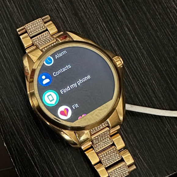 MK smartwatch. In very good condition. Bought two years ago, worn it few times. - Picture 6 of 7